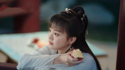 公主看戏吃瓜视频,公主看戏吃瓜，揭秘幕后宫廷秘闻